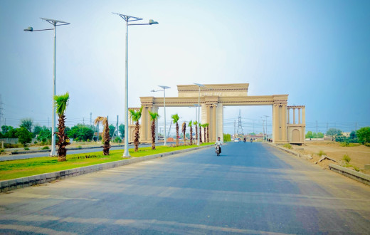 Prime Location 10 Marla Plot