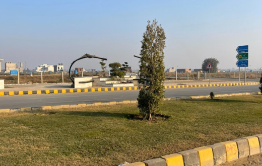 5 Marla Plot for Sale in H Block